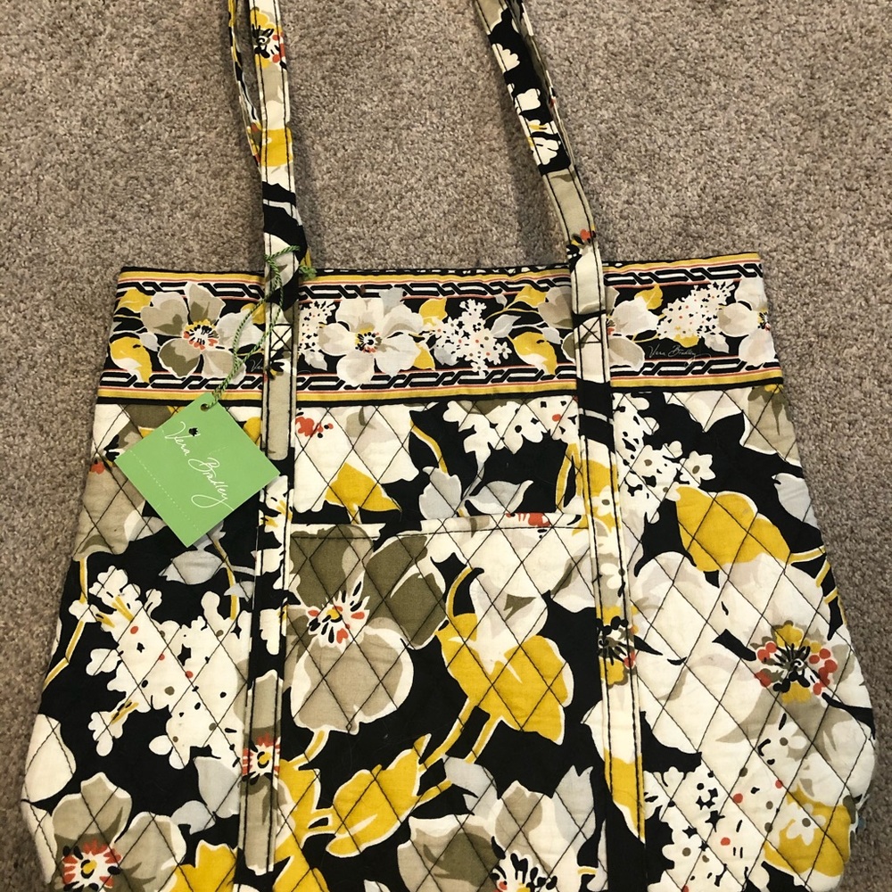 Vera Bradley tote
